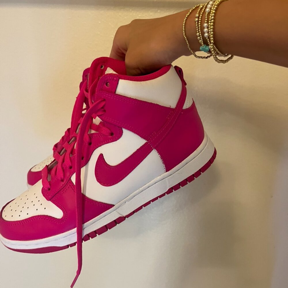 Nike Dunks - image 2
